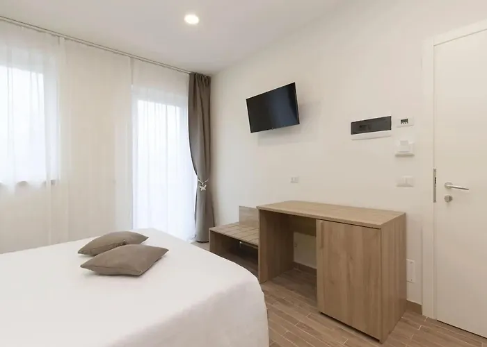 Alle Arce بيت للعطل